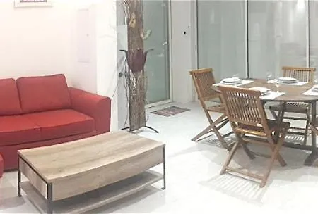 Holiday home House With 2 Bedrooms In With Enclosed Garden 250 M From The Narbonne
